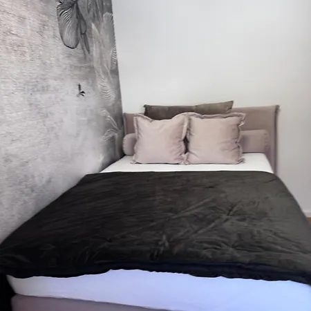 Rita Apartment *