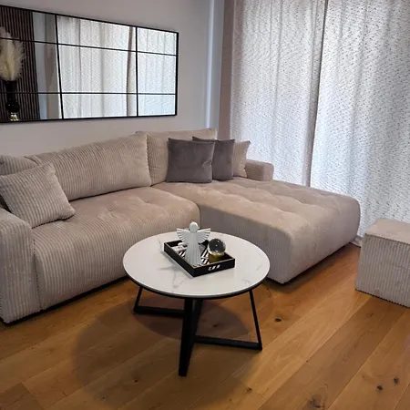 Rita Apartment *