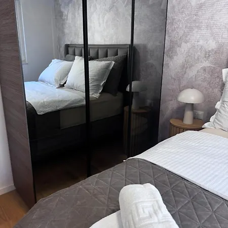 Rita Apartment *