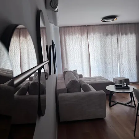 Rita Apartment *